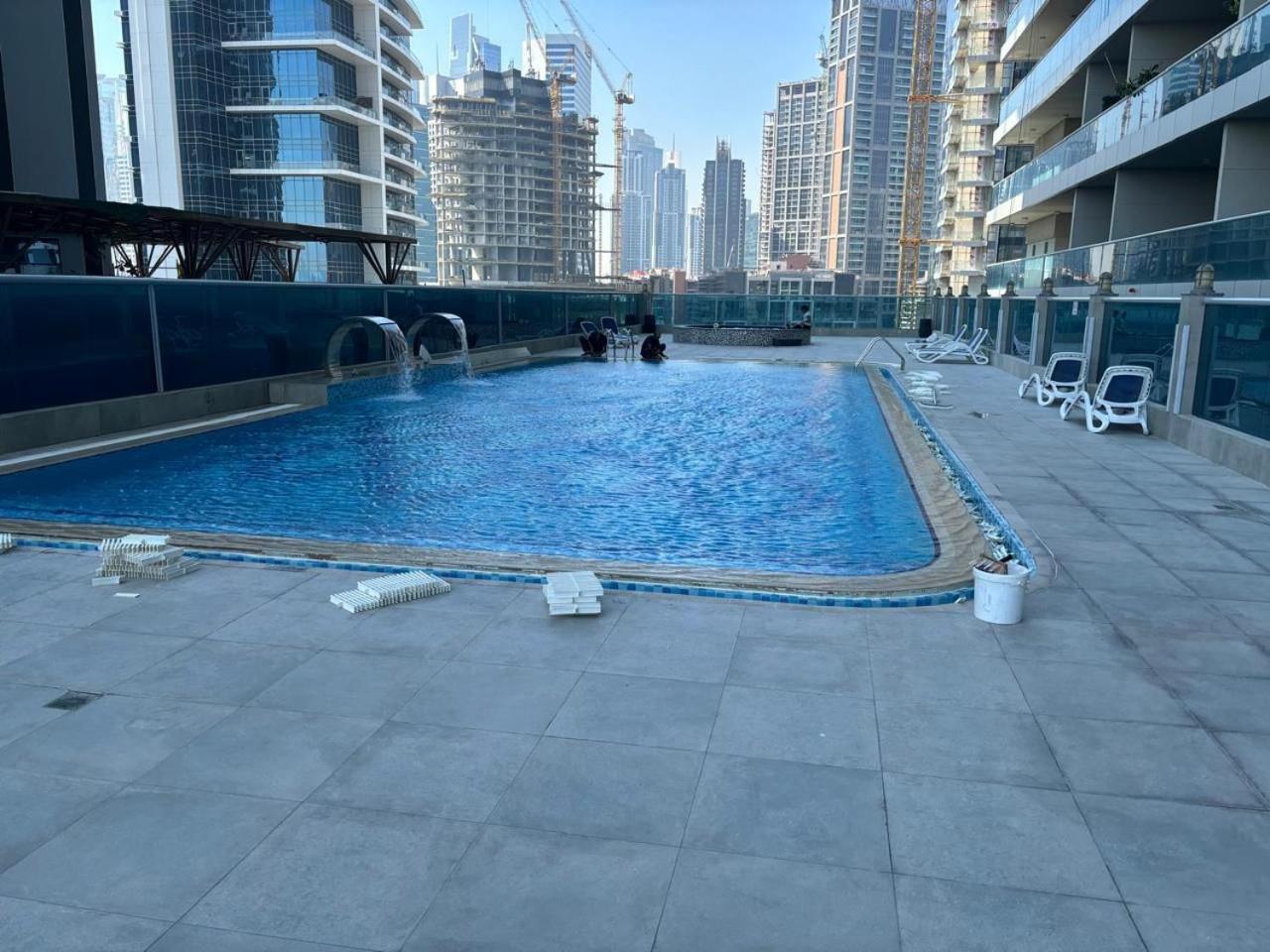 Family At Elite Business Bay Apartment Dubai